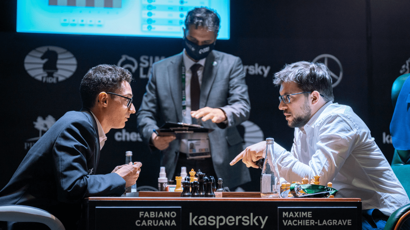 Candidates Round 8 — Nepo at the top