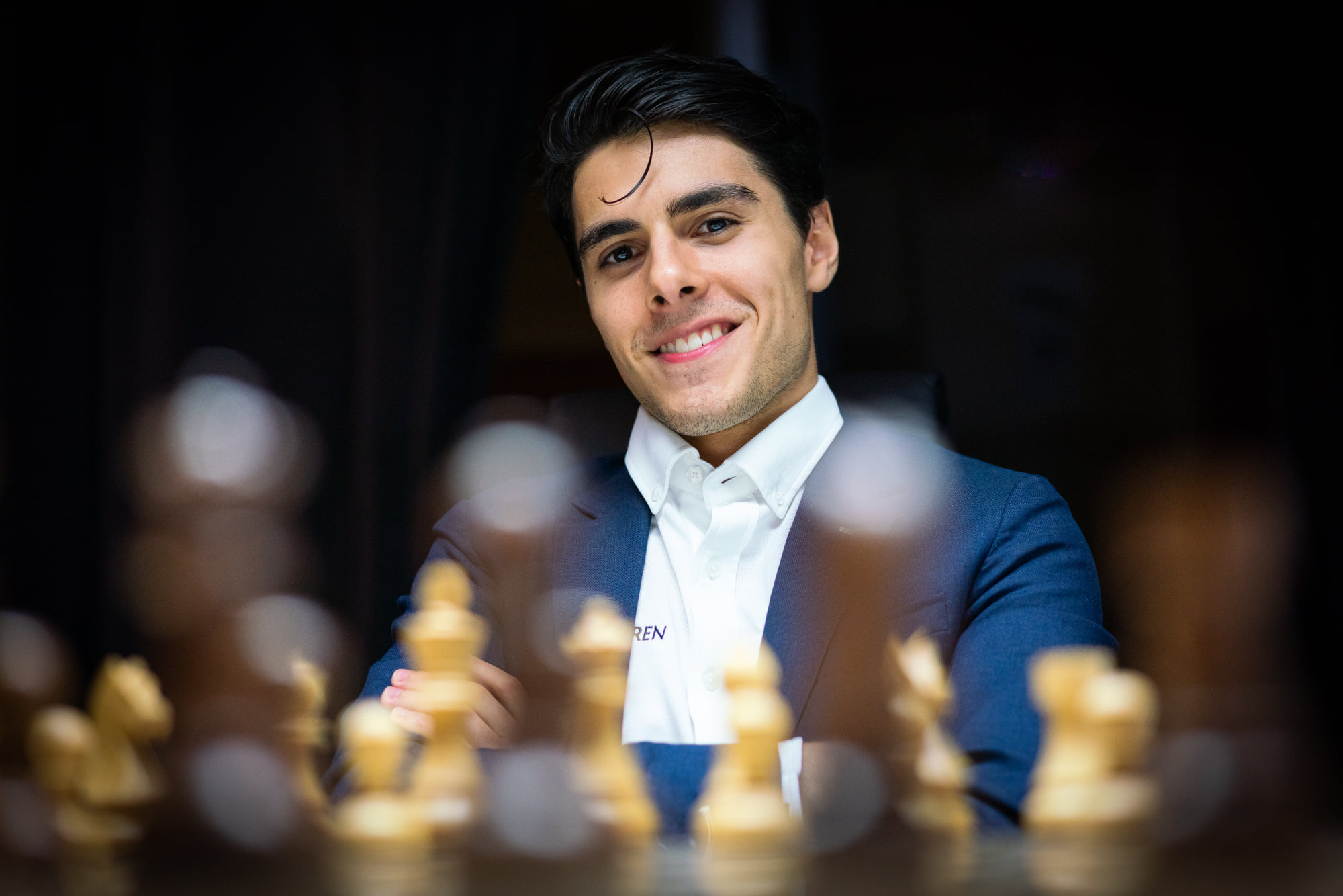chess24 - Magnus Carlsen finally loses a classical game of
