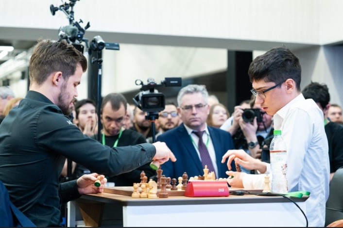 Alireza Firouzja vs Magnus Carlsen - Blitz 2021 (ARMAGEDDON) 