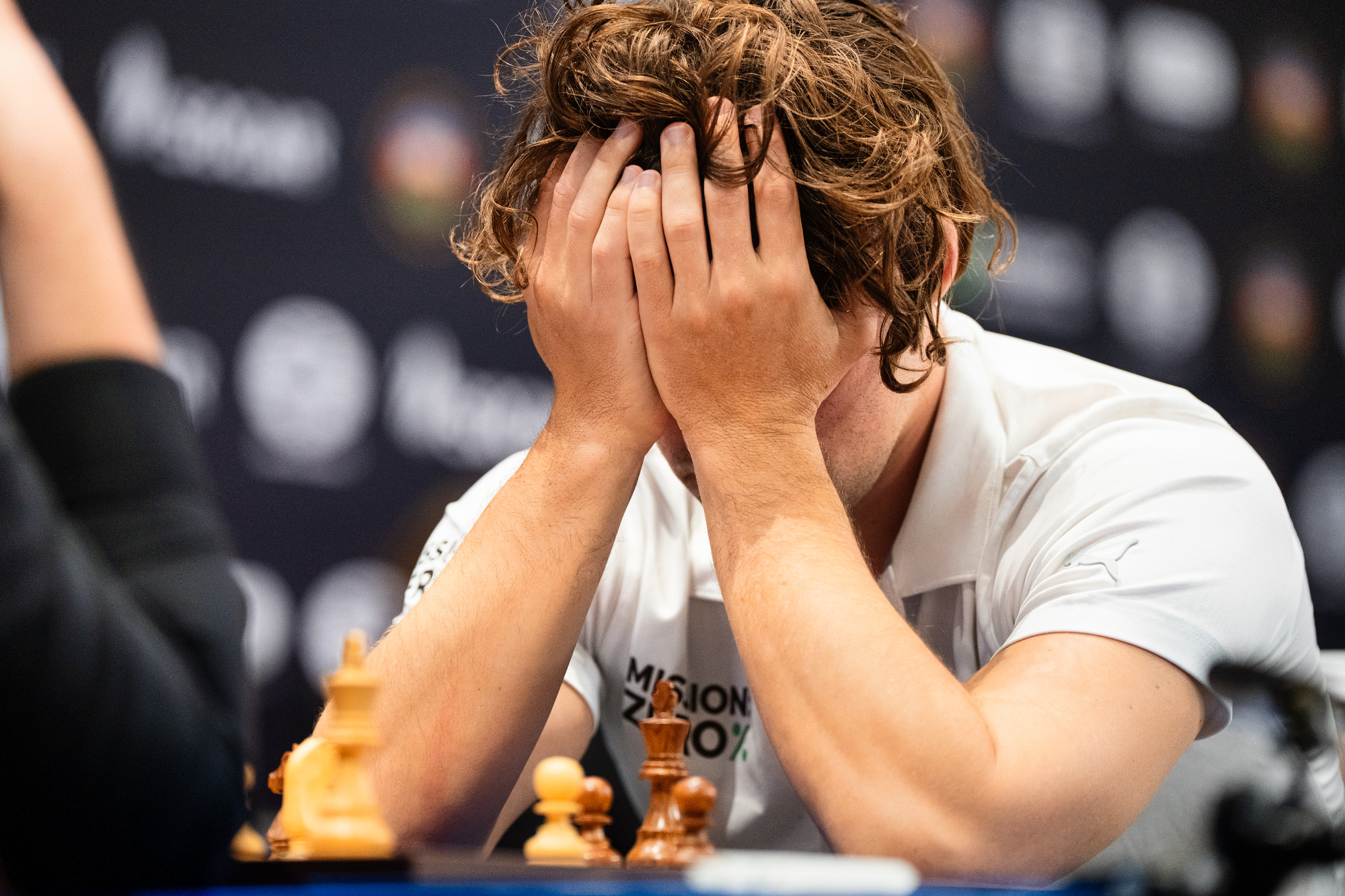 Keymer - Carlsen - Live Chess Tournament 