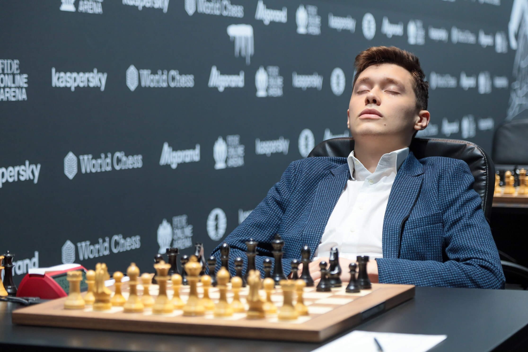Embate Carlsen-Nakamura Acaba em Empate Na Noruega 