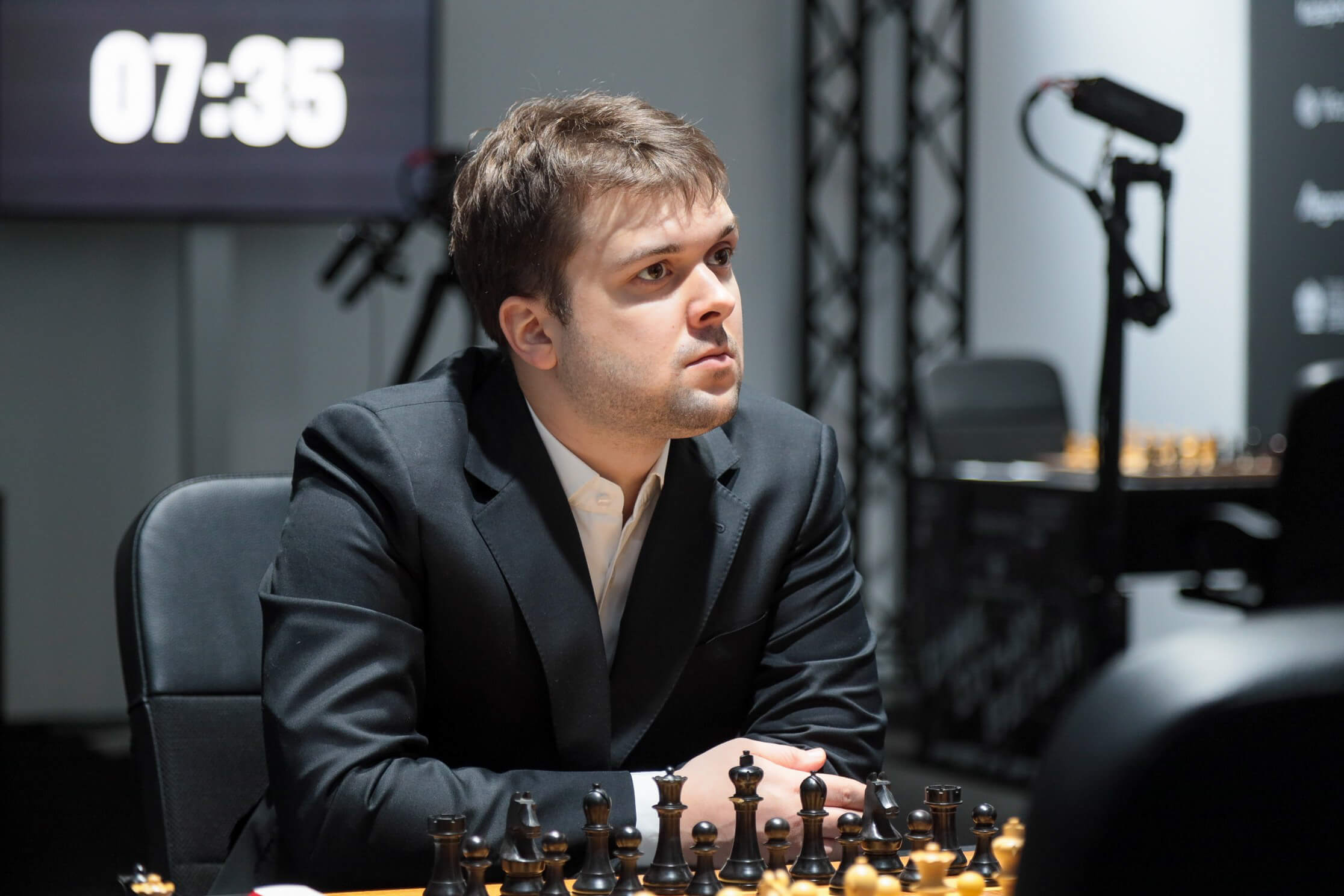 Nakamura Beats Esipenko Who Blunders a Game in Round 2 of the FIDE