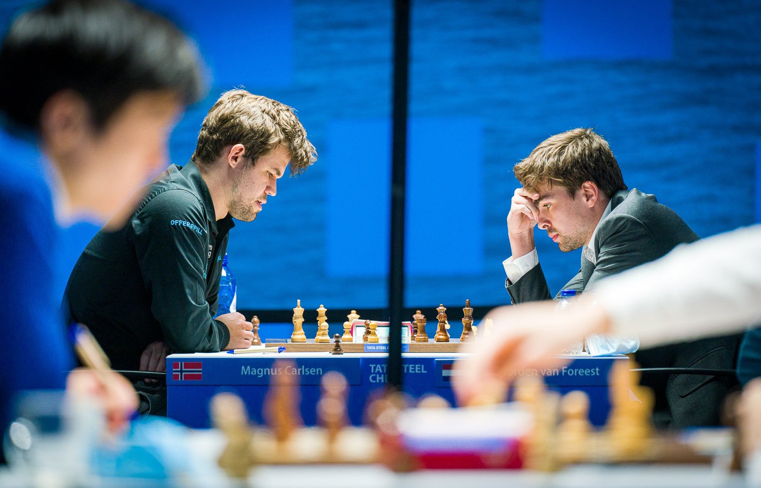 Tata Steel, Day 8: Caruana Self-Destructs, Loses to Carlsen