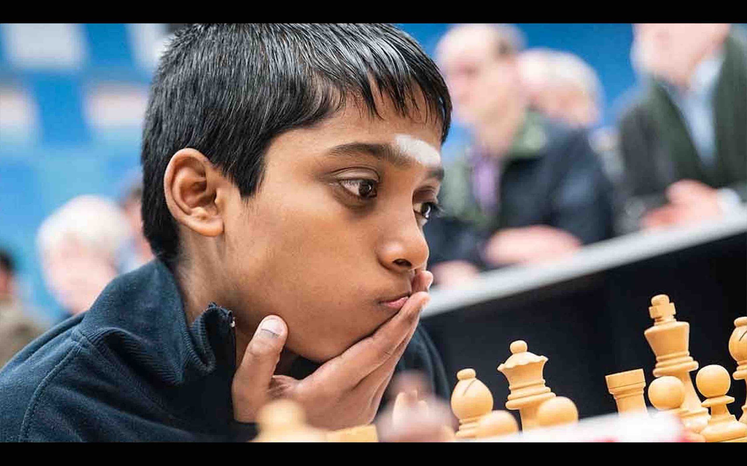 Praggnanandhaa conquista o título e jogará no Champions Chess Tour
